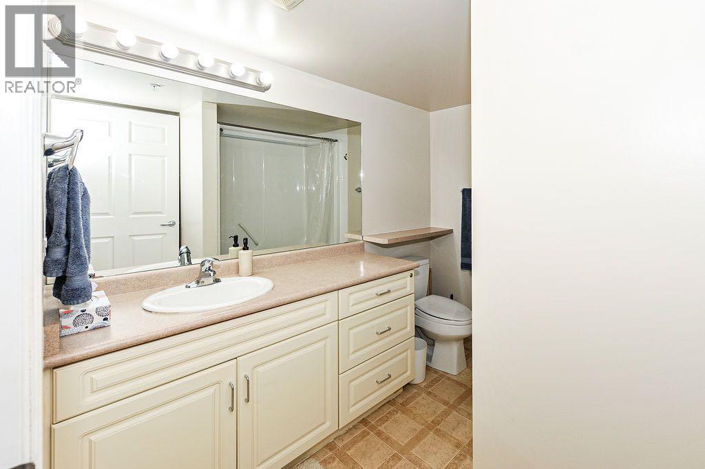 #208 5419 49 Avenue - 25