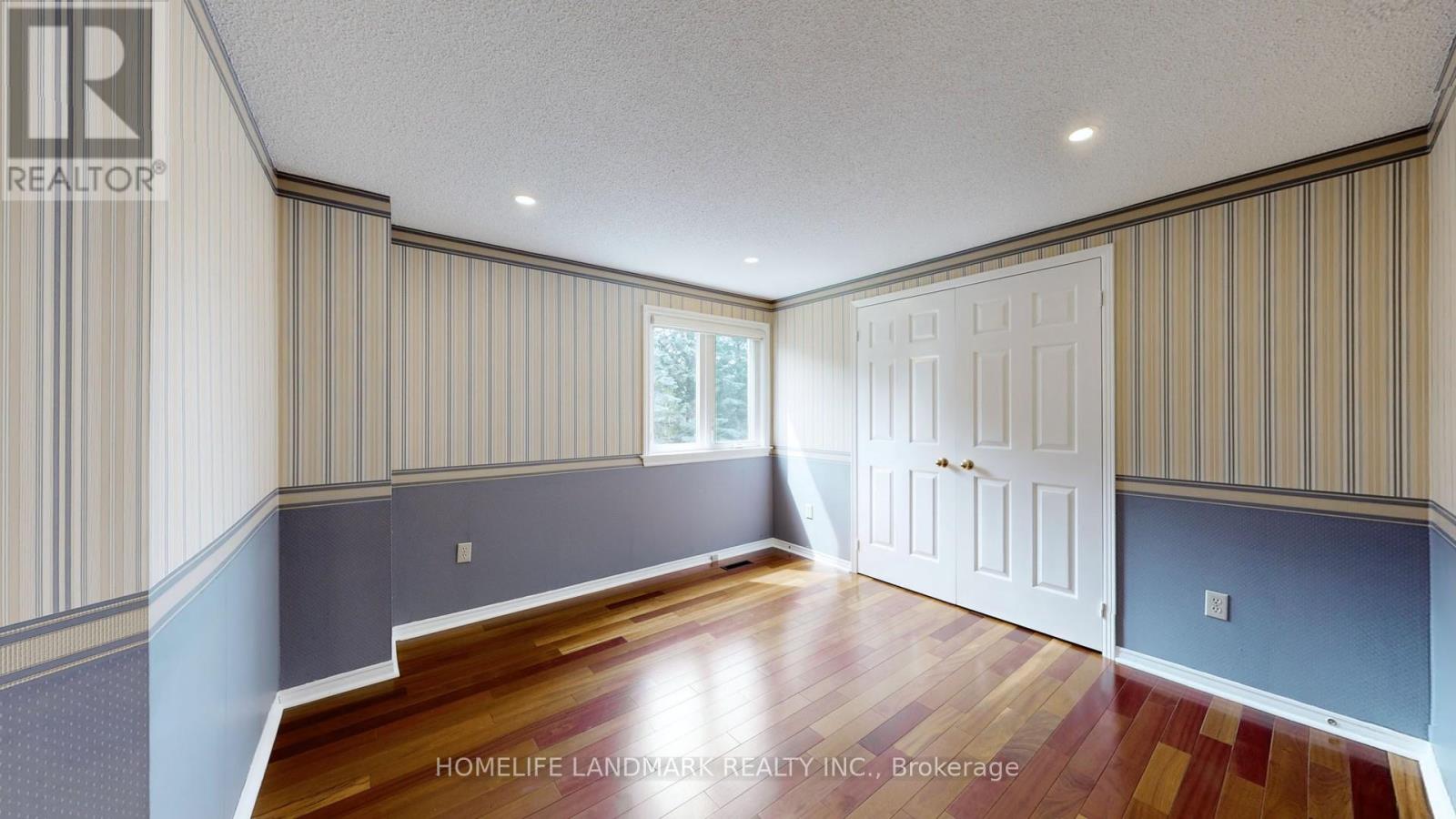 522 CAM FELLA BOULEVARD - 28