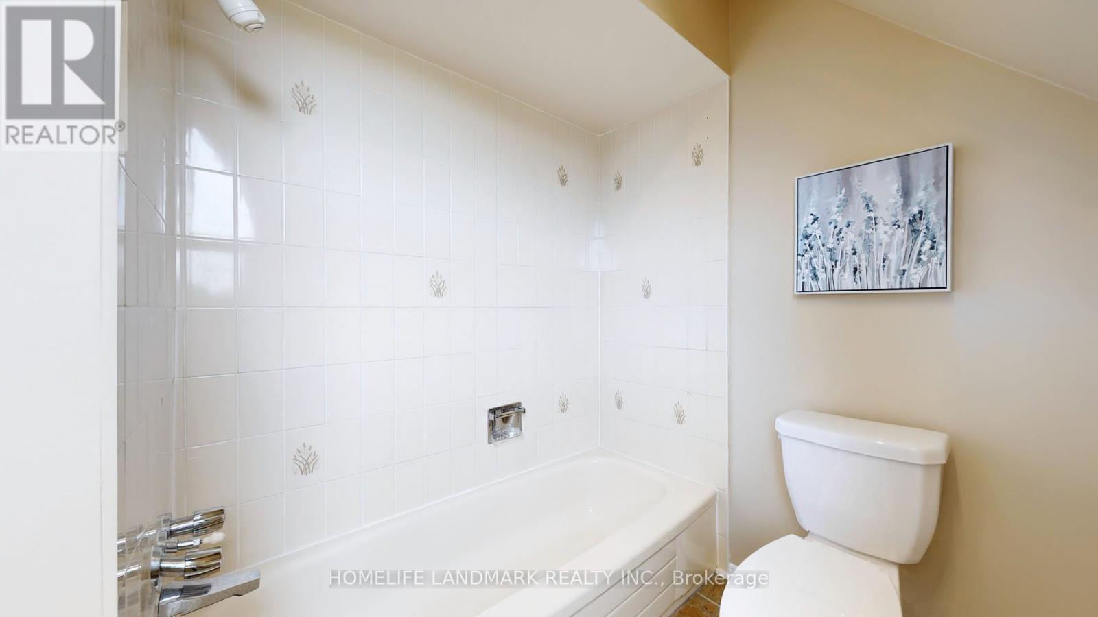 522 CAM FELLA BOULEVARD - 32