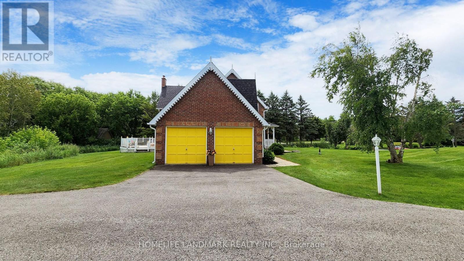 522 CAM FELLA BOULEVARD - 39