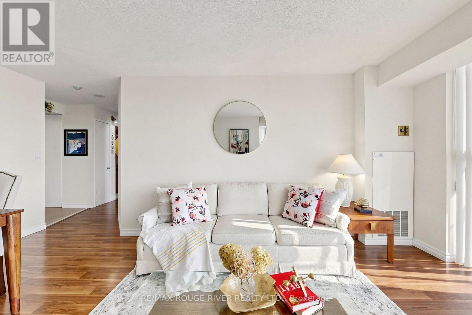 #1603 90 DALE AVENUE - 18