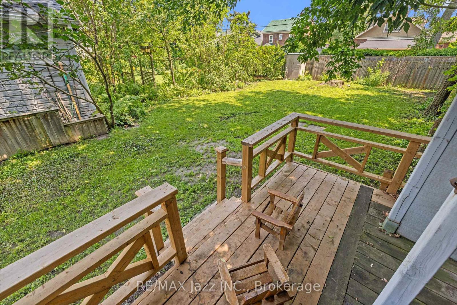 477 MASSON STREET - Image 46