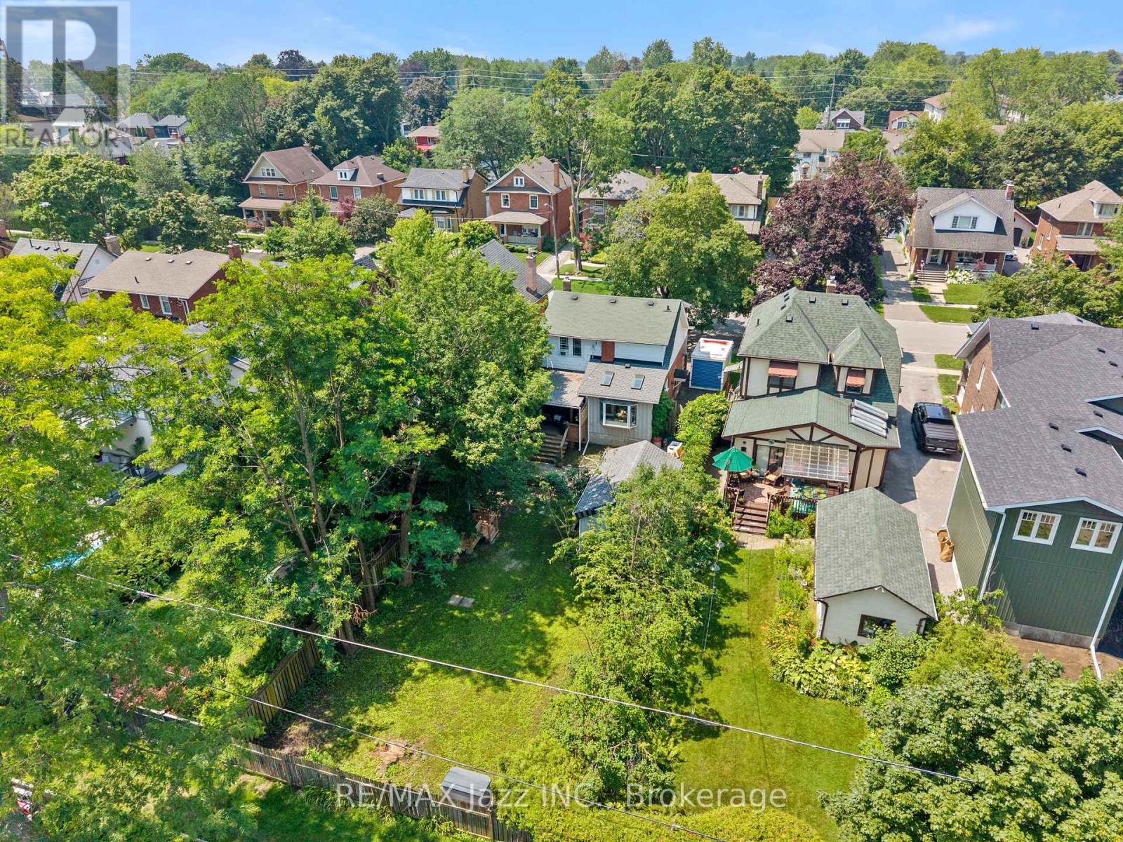 477 MASSON STREET - Image 47