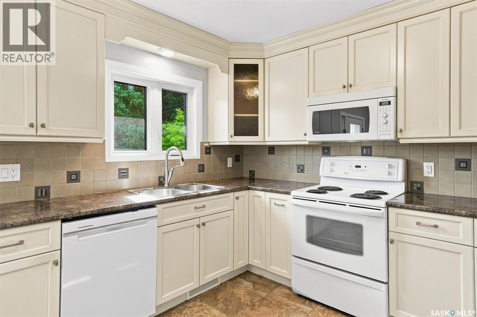 144 Sylvite CRESCENT - 13