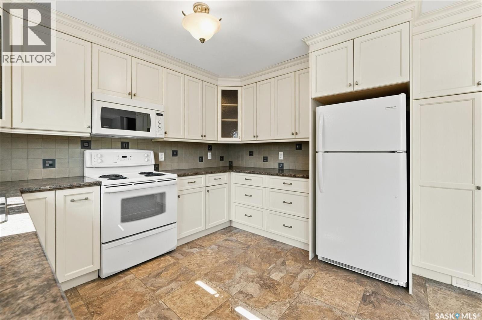 144 Sylvite CRESCENT - 16