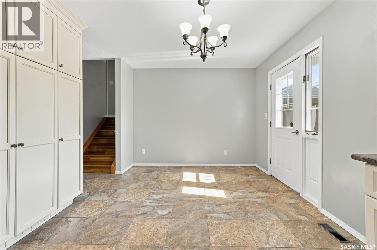 144 Sylvite CRESCENT - 17