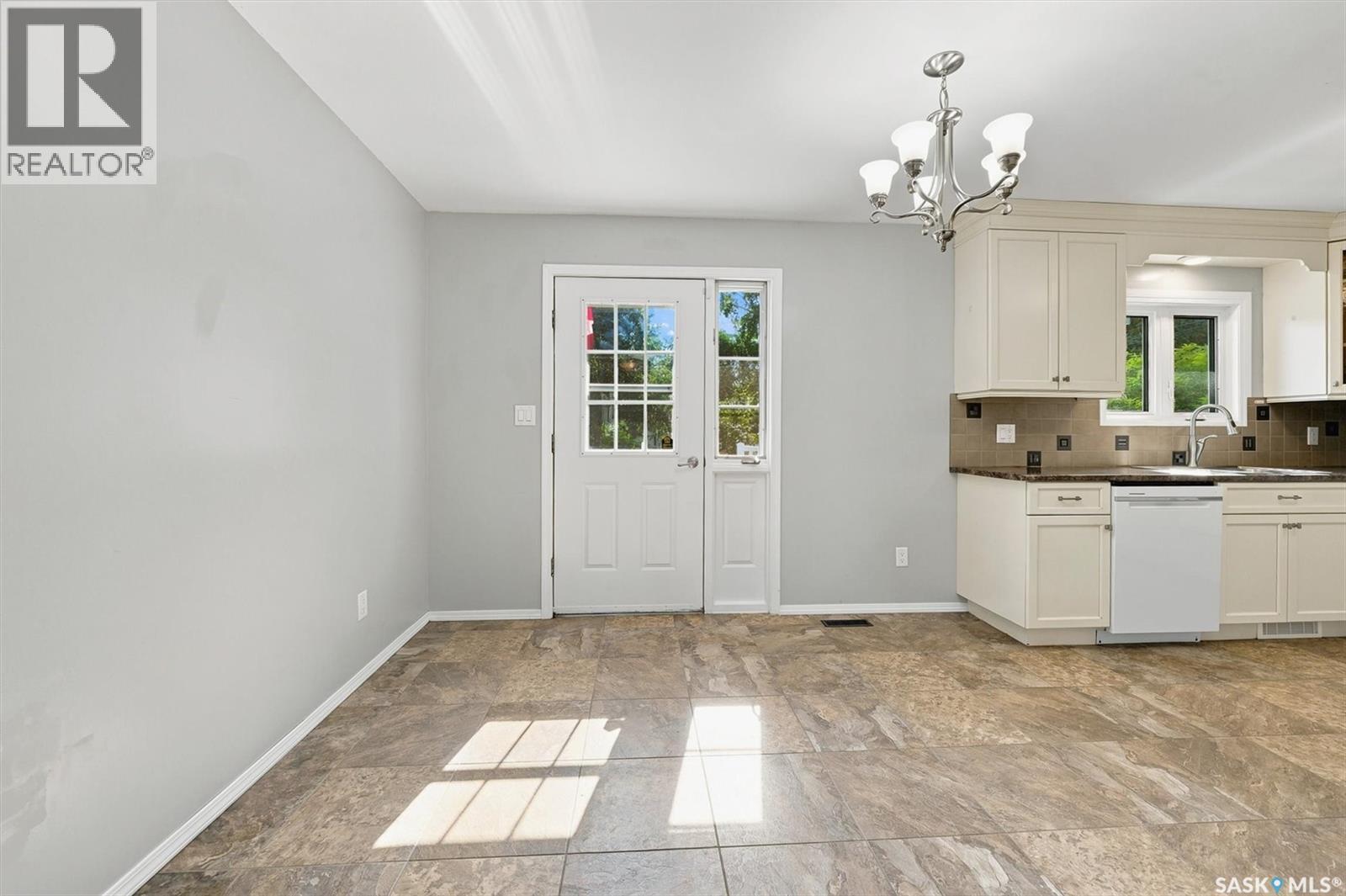 144 Sylvite CRESCENT - 19