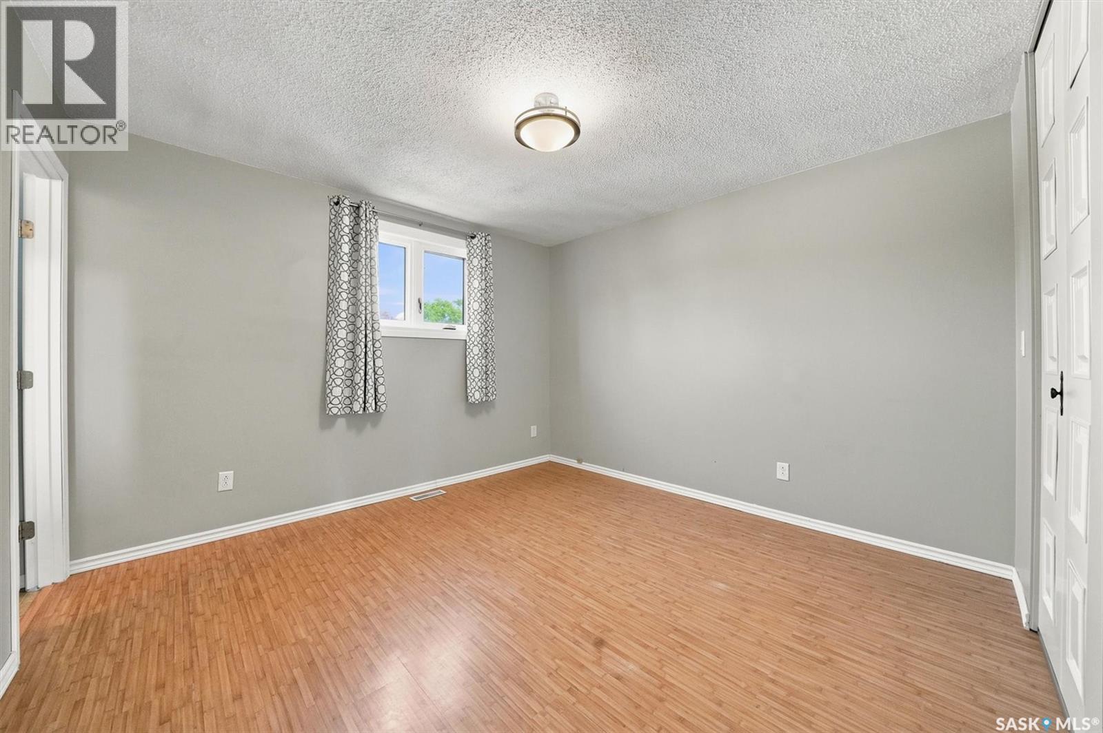 144 Sylvite CRESCENT - 20