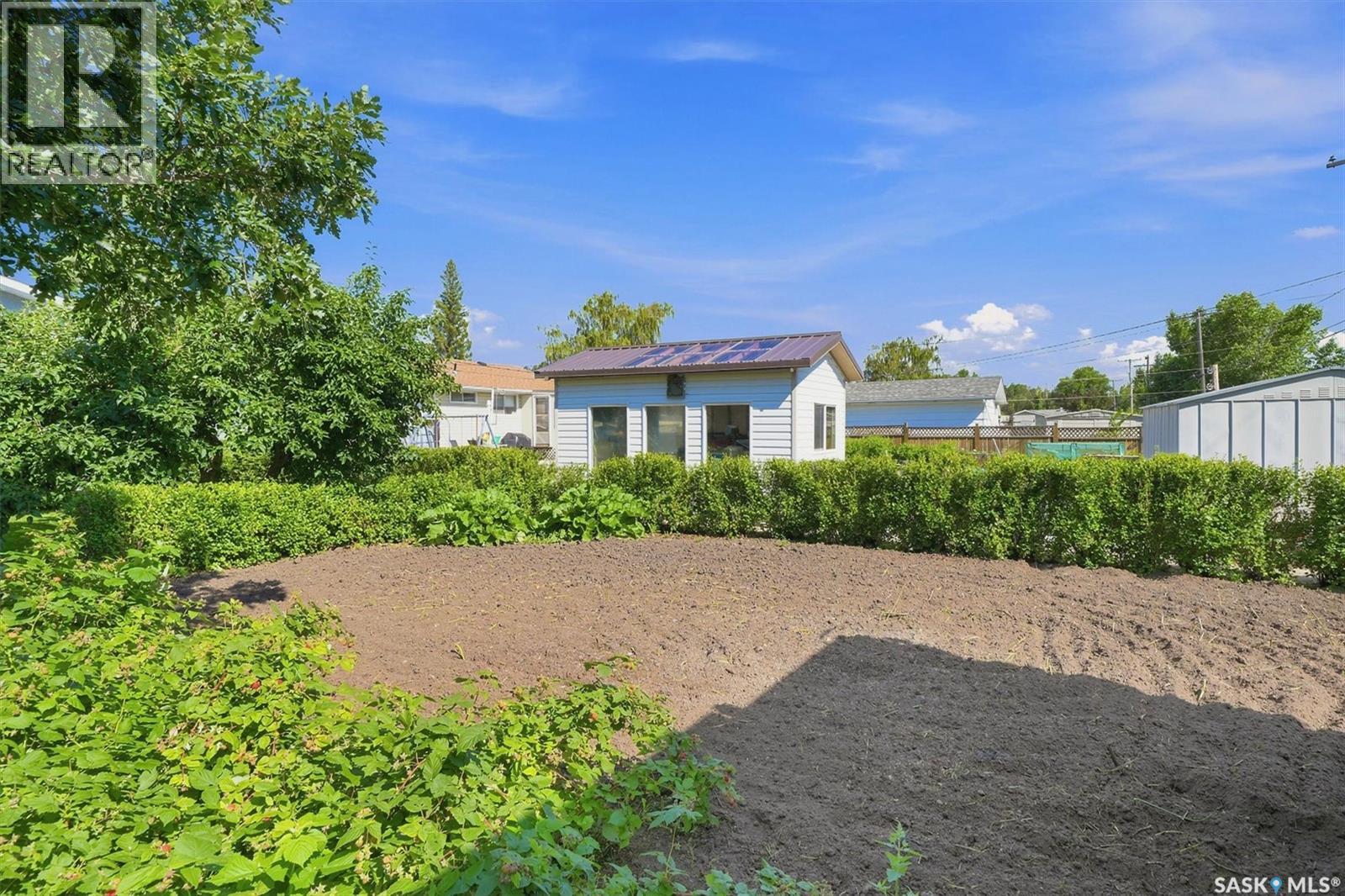 144 Sylvite CRESCENT - 60