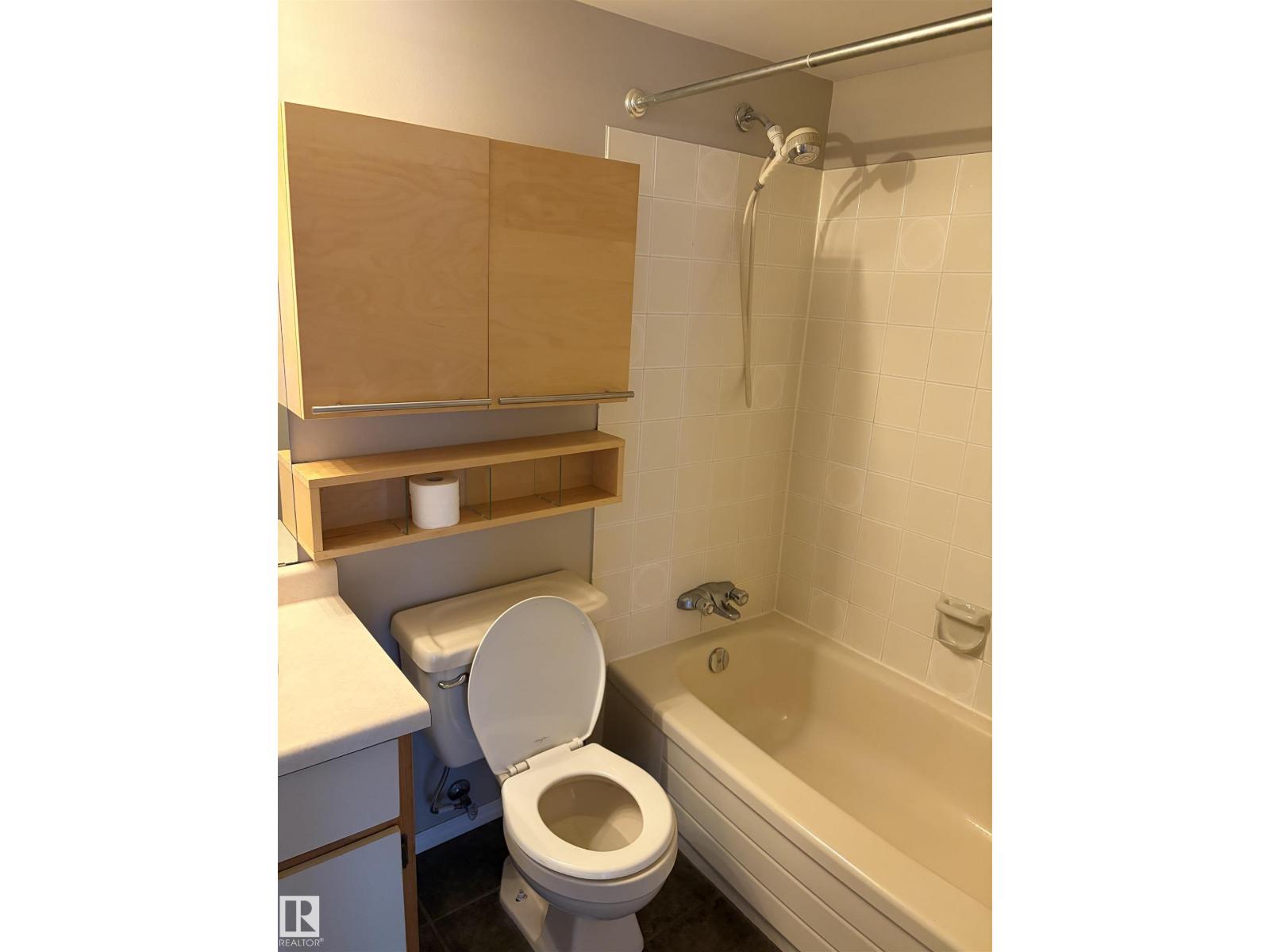 #304 9854 88 AV NW - 14