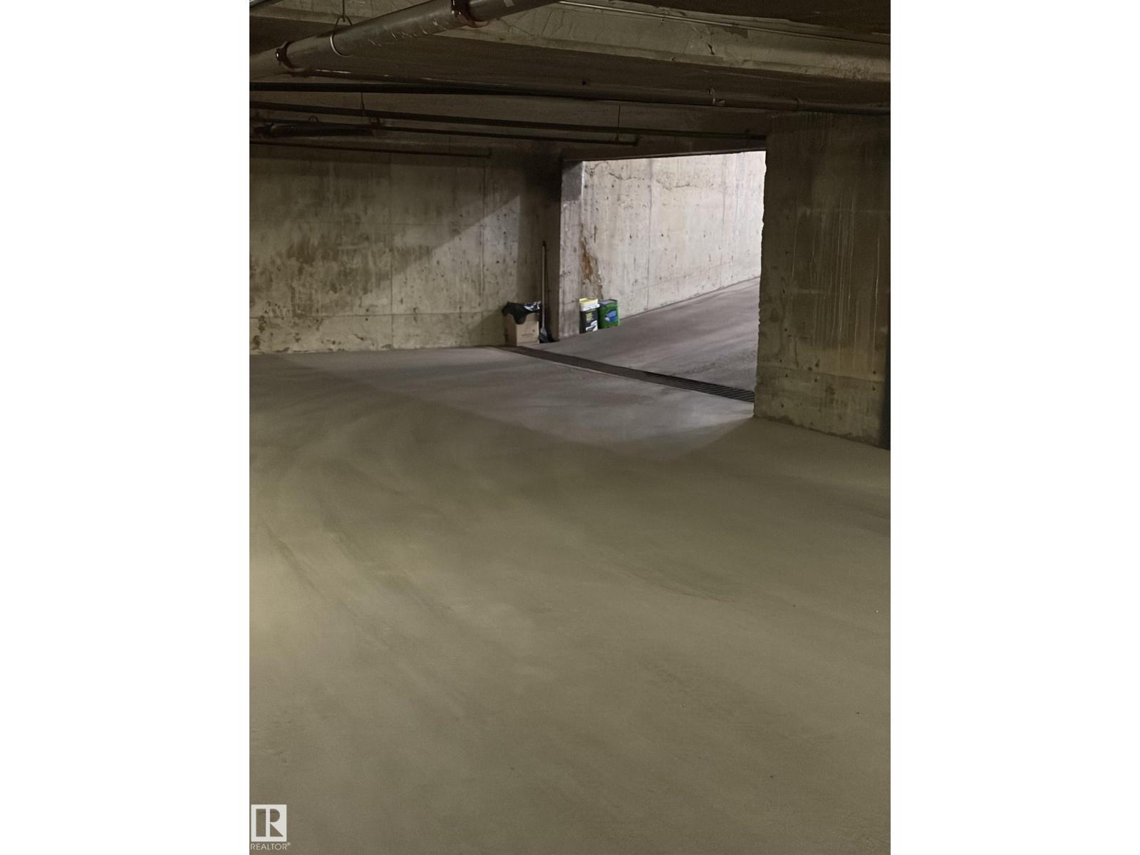 #304 9854 88 AV NW - 23