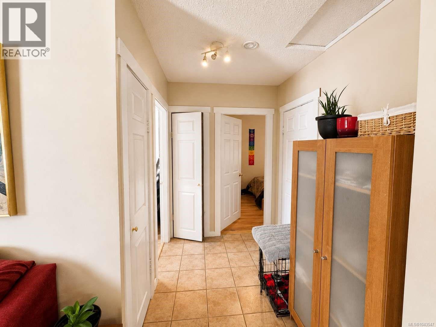 6010 River Rd - 24