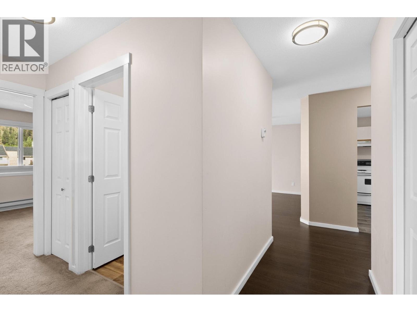 #301 400 Sutton Crescent - 14