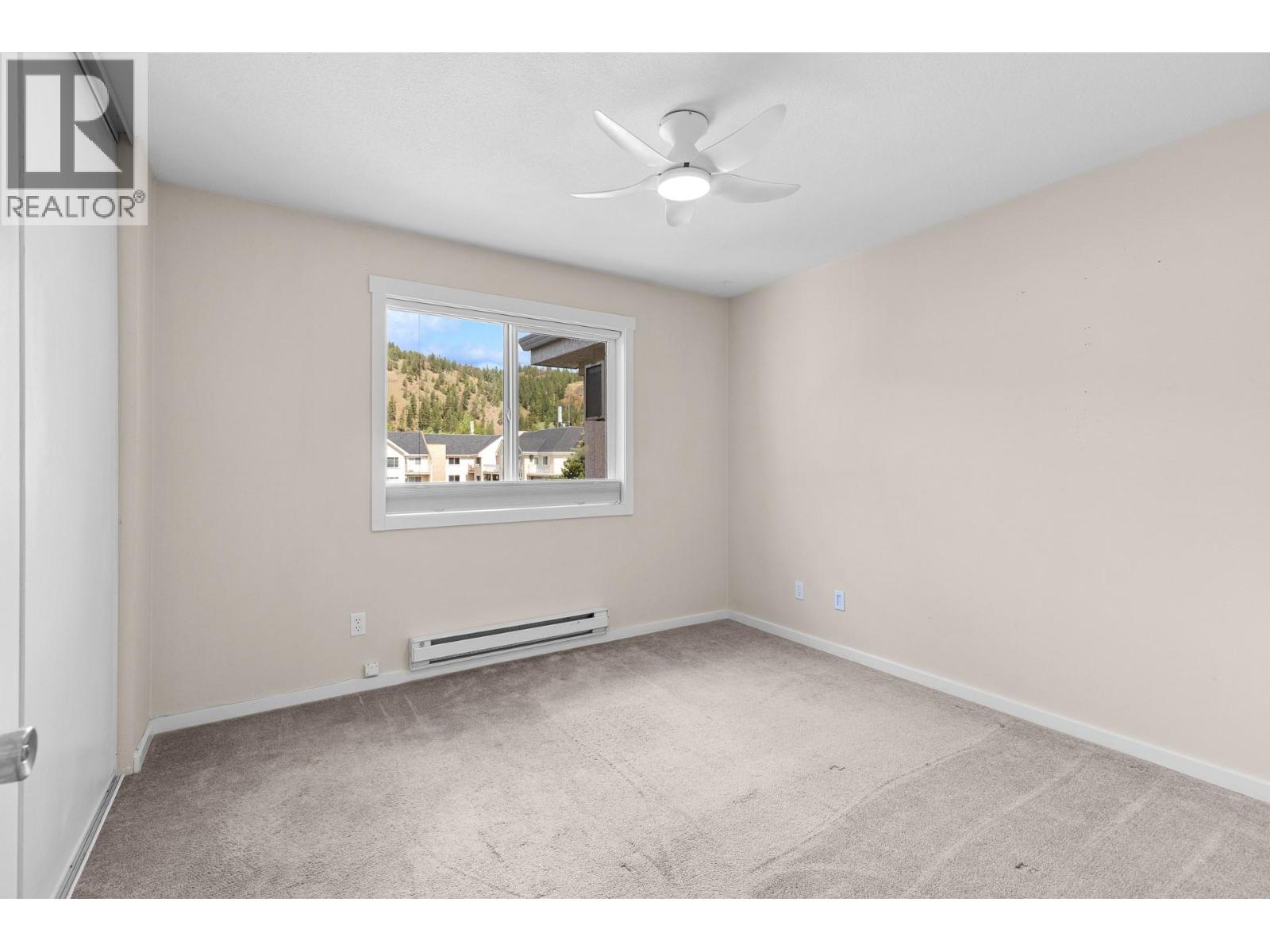 #301 400 Sutton Crescent - 21