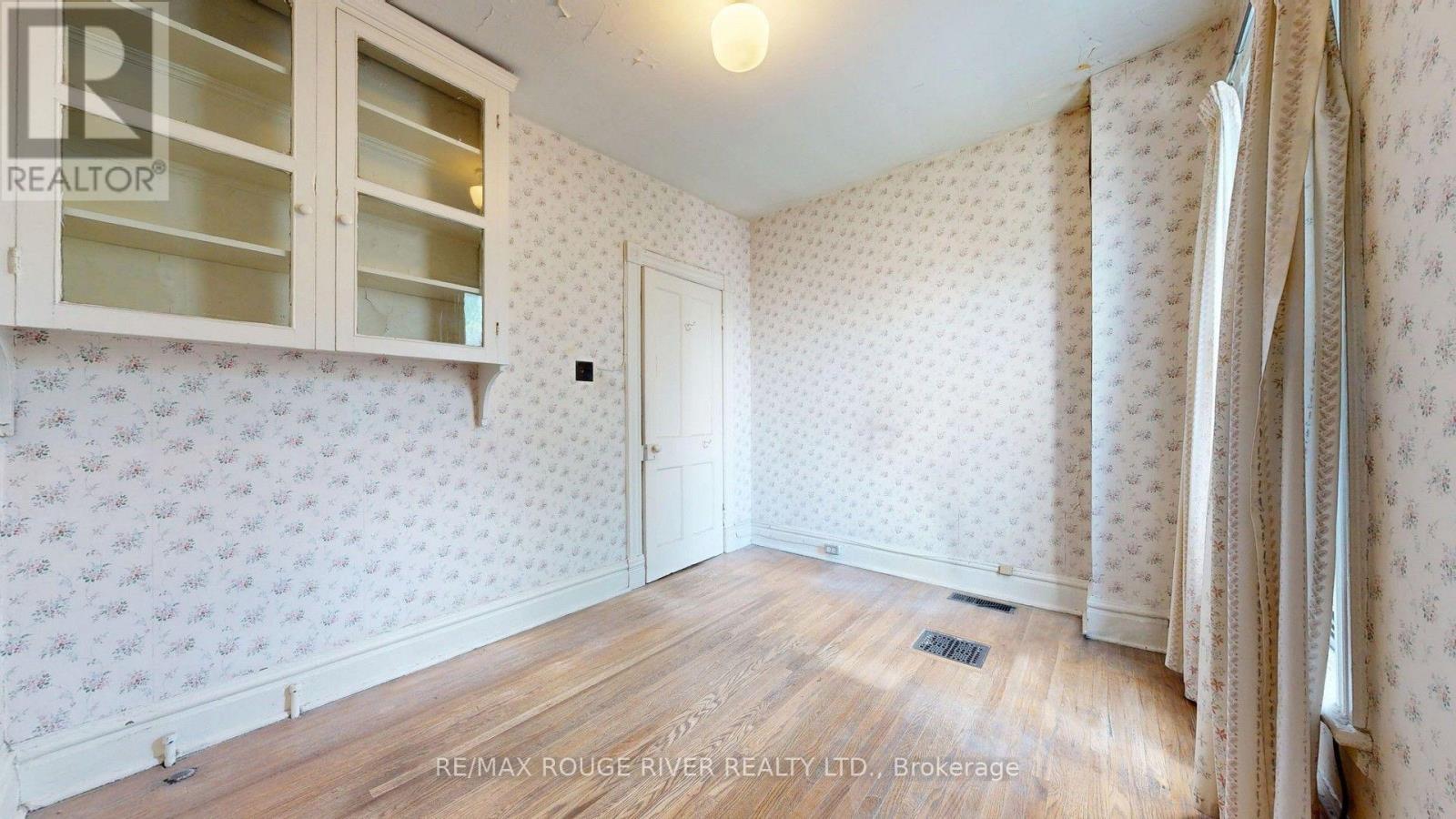 308 ROXTON ROAD - Image 25