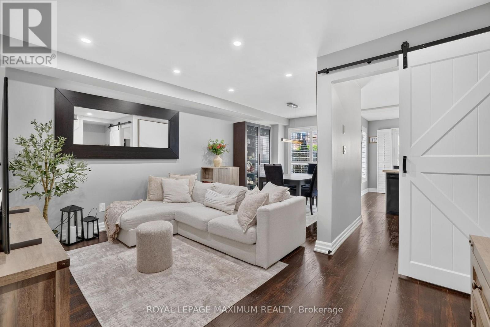 6 JENSEN COURT - 6