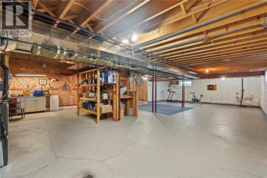 374 NIAGARA STONE Road - Image 29