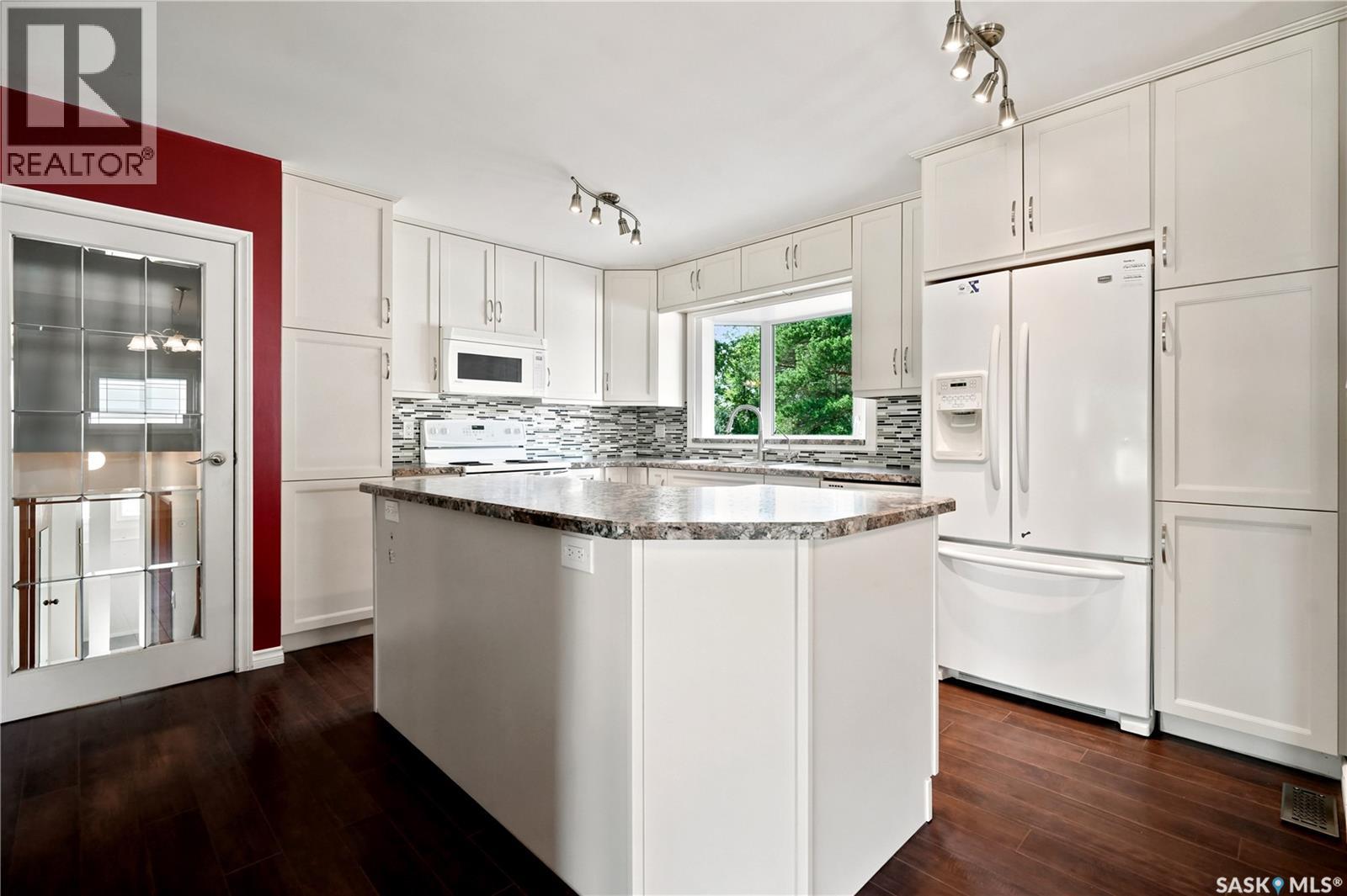 314 Gastle STREET - 8