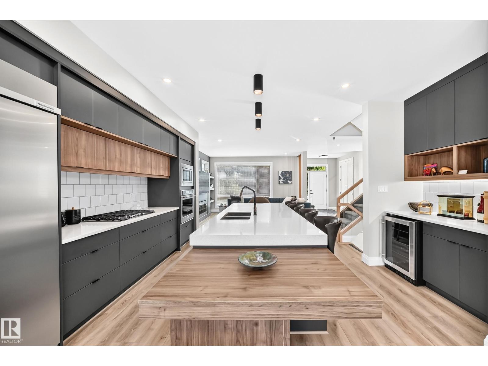 12631 52 AV NW - 14