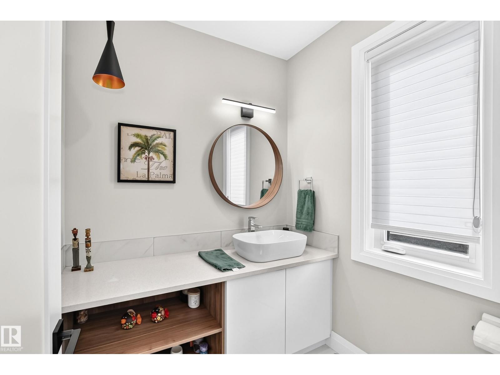 12631 52 AV NW - 19