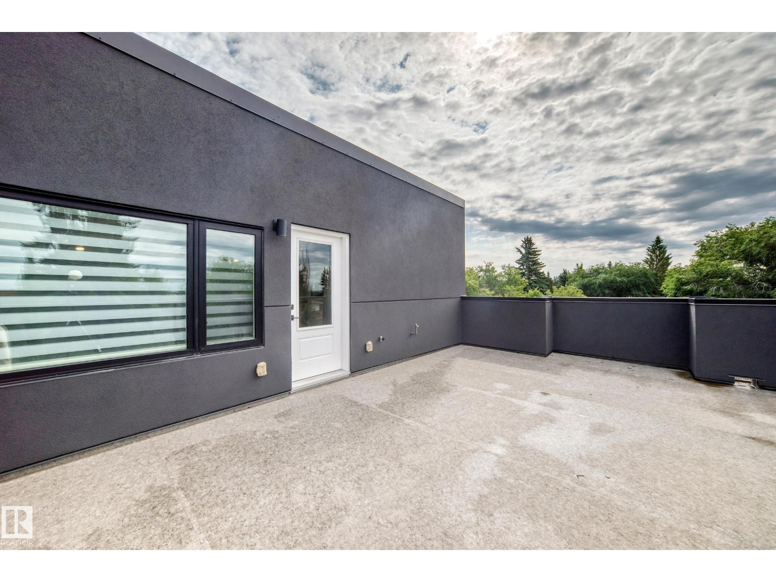 12631 52 AV NW - 54