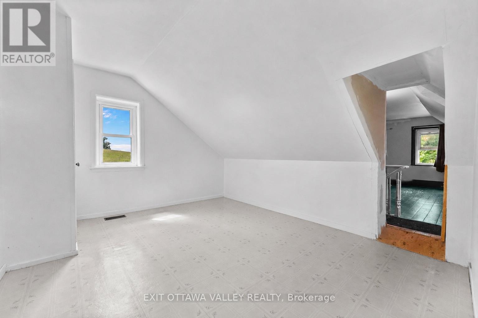 1746 LOOKOUT ROAD - Image 11