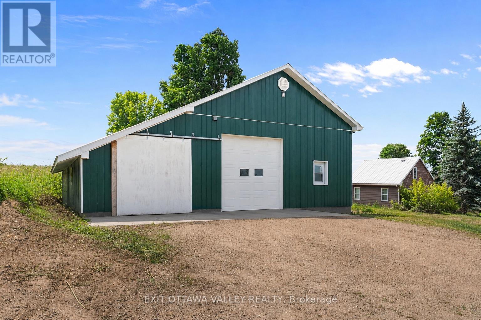 1746 LOOKOUT ROAD - Image 22