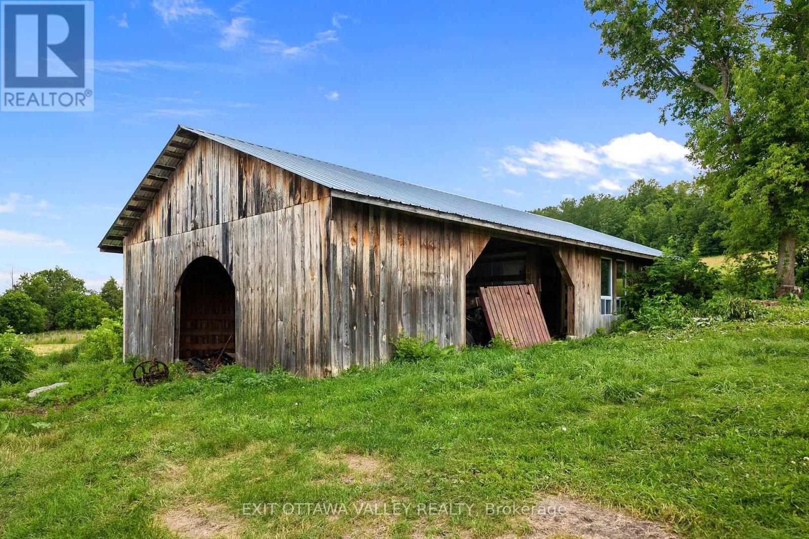1746 LOOKOUT ROAD - Image 33