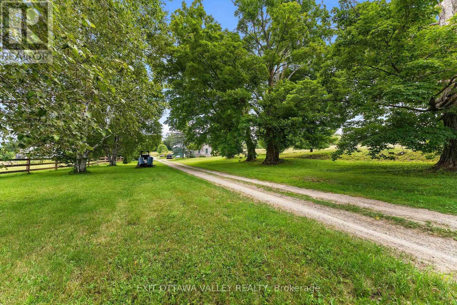 1746 LOOKOUT ROAD - Image 41