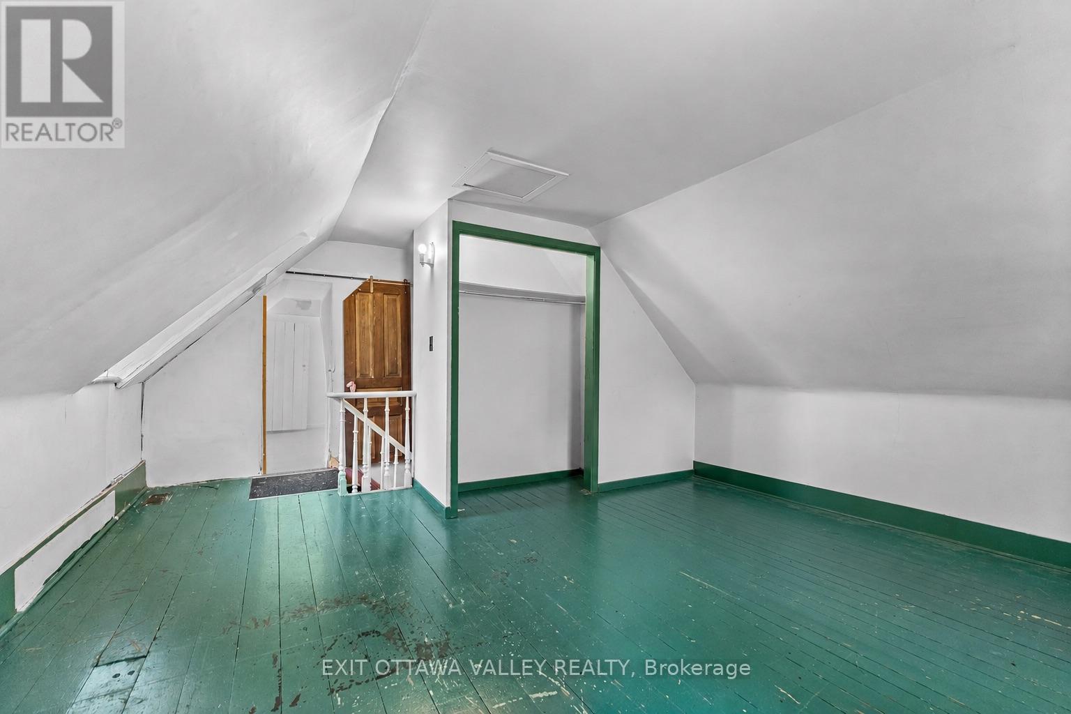 1746 LOOKOUT ROAD - Image 9