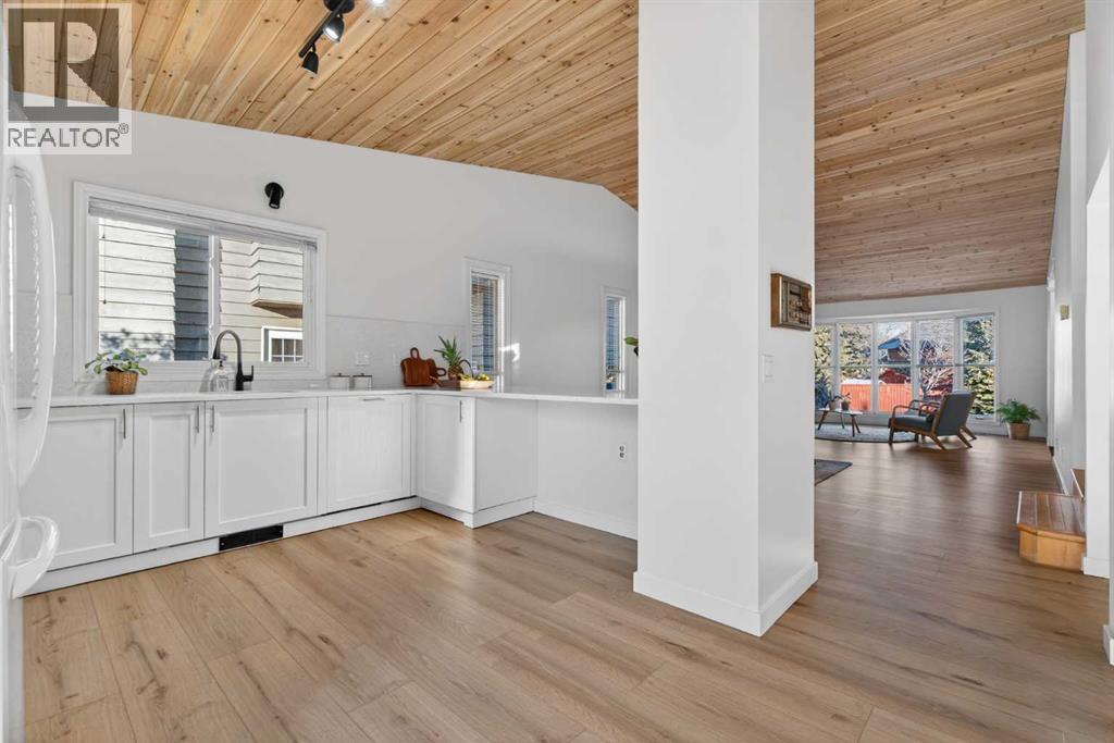 303 Woodside Place - 17