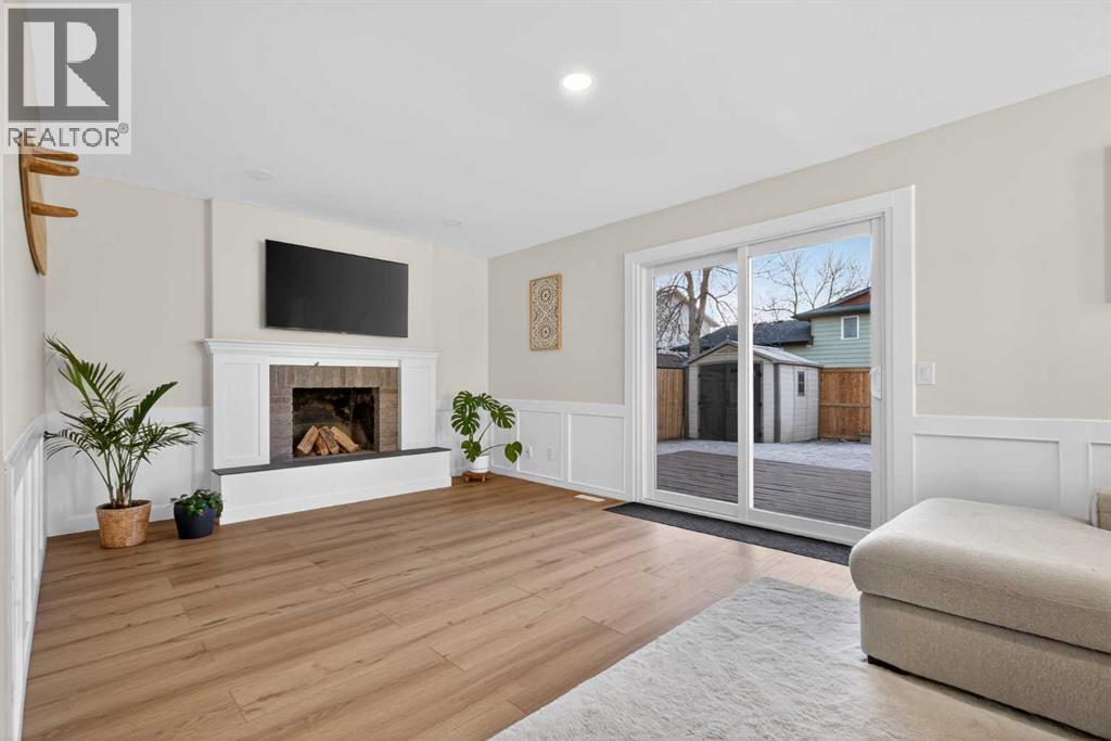 303 Woodside Place - 20