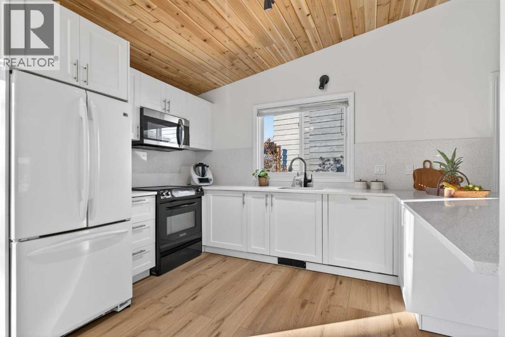 303 Woodside Place - 18