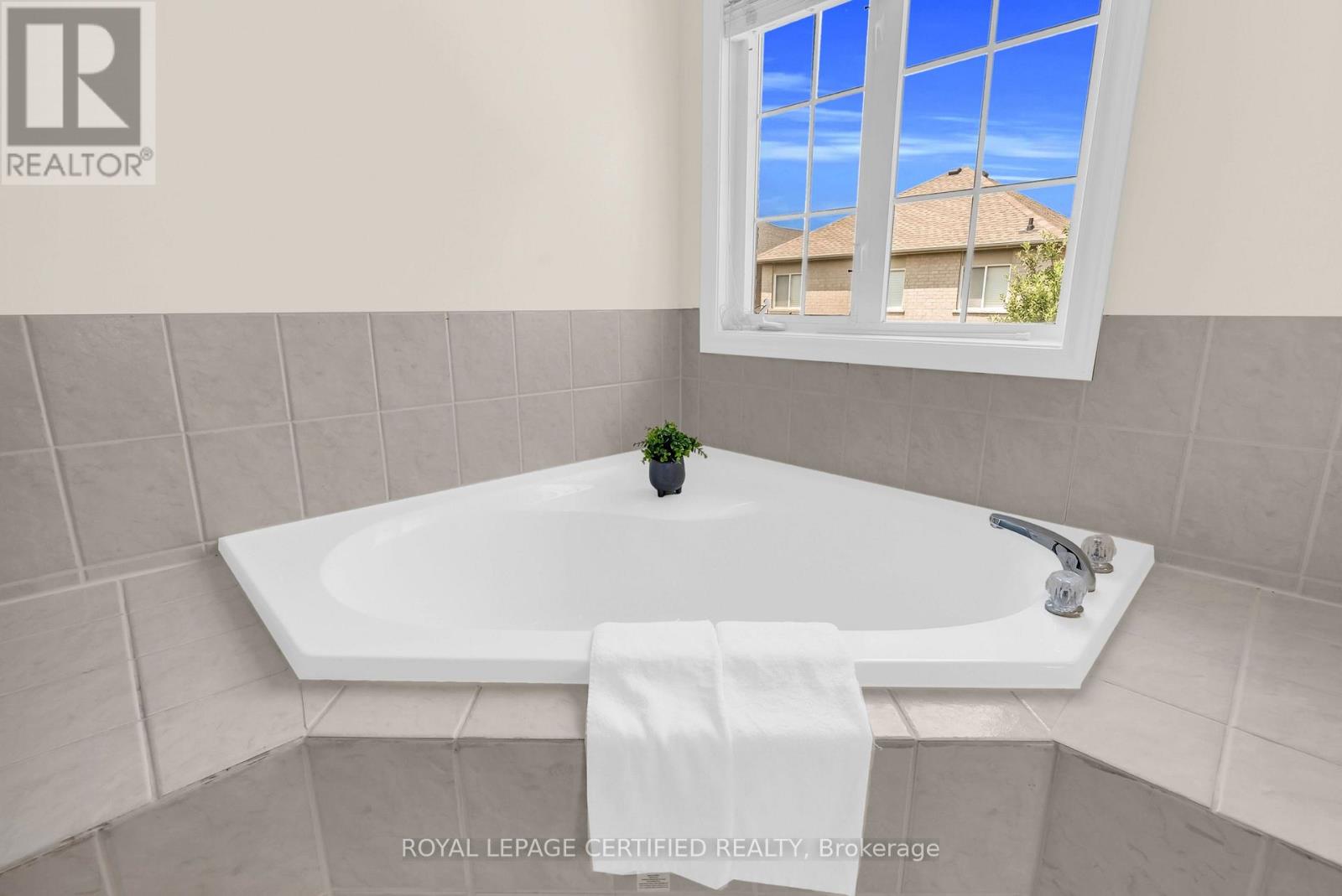 5890 TAMPICO WAY - 28