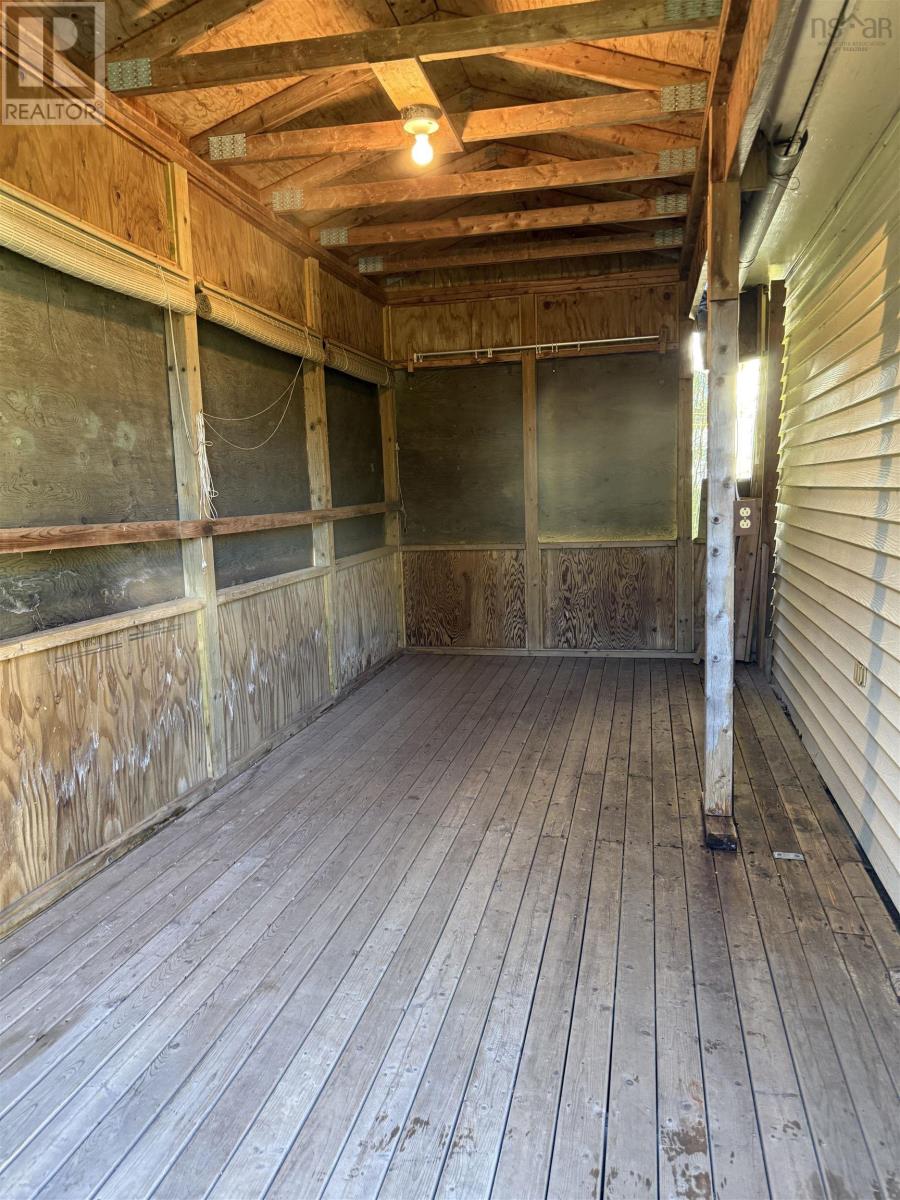 768 Mount William Road - 34