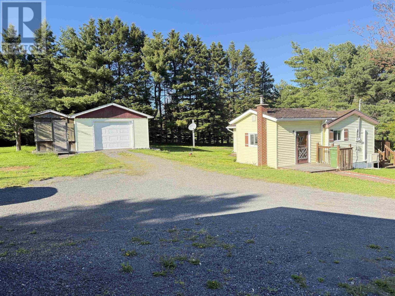 768 Mount William Road - 32