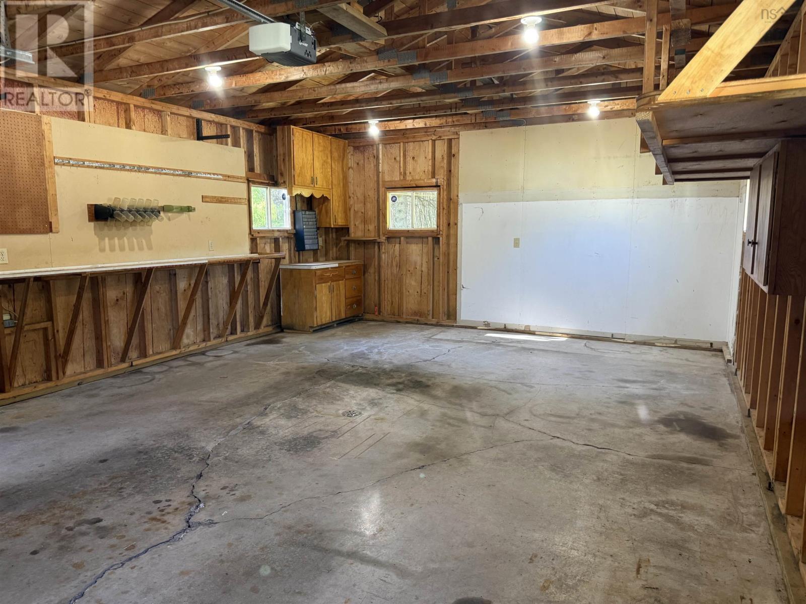 768 Mount William Road - 35