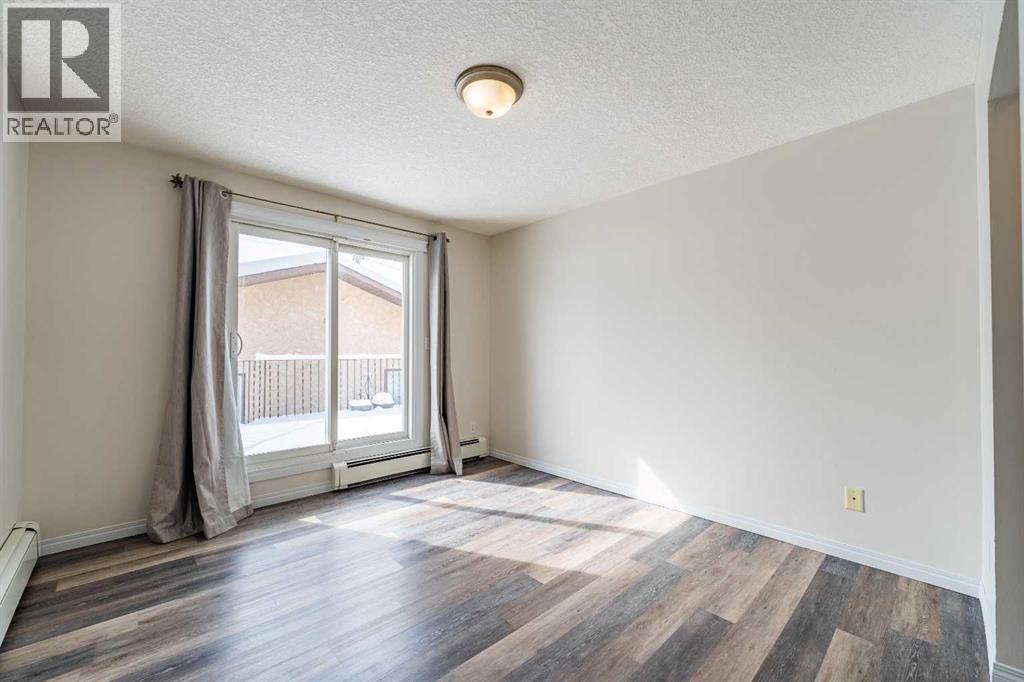 135 27 Avenue NE - 10