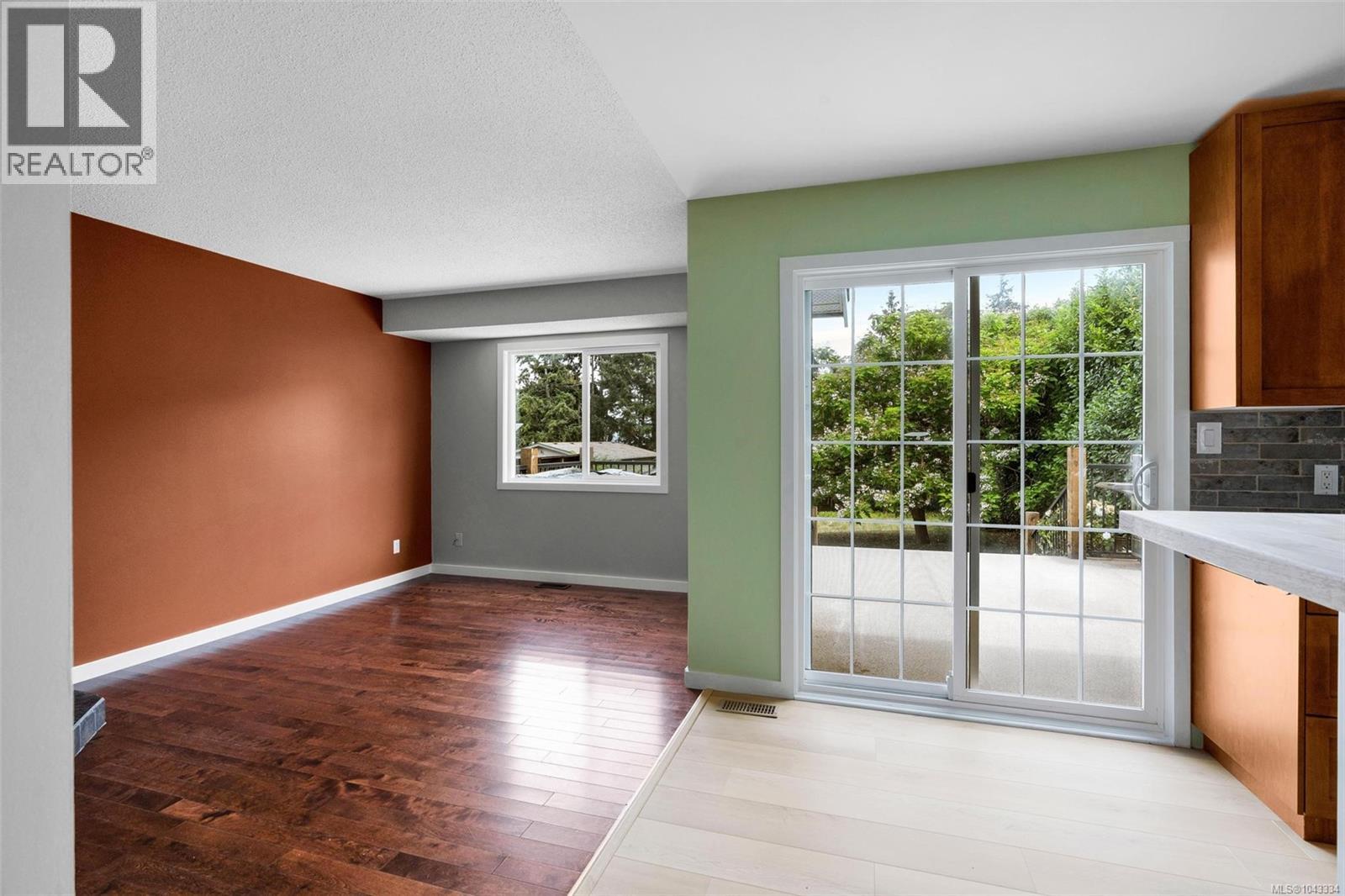 2473 Bidston Rd - 16