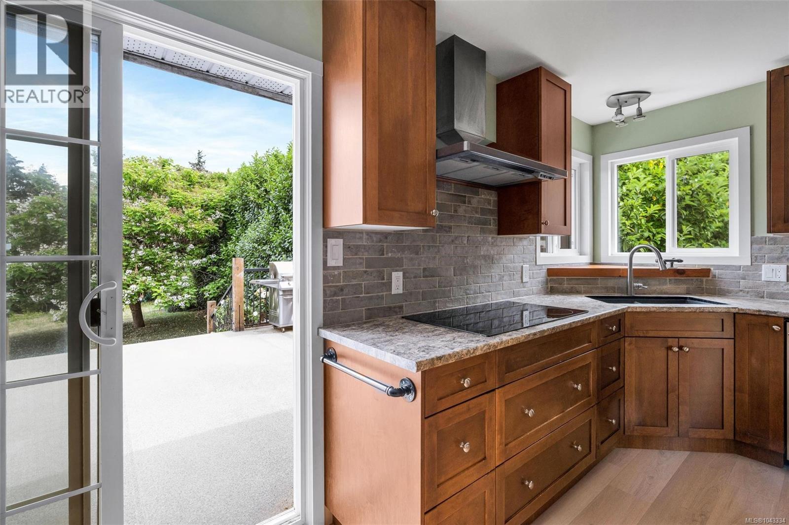 2473 Bidston Rd - Image 13