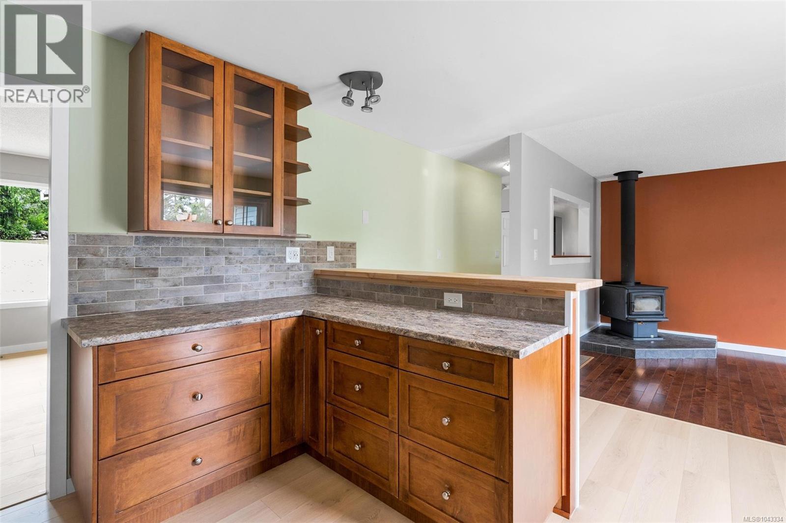 2473 Bidston Rd - 14