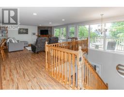 250 Wapaska Crescent, Gravenhurst), ON P1P0Y1 Photo 12