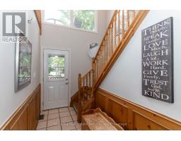 250 Wapaska Crescent, Gravenhurst), ON P1P0Y1 Photo 14