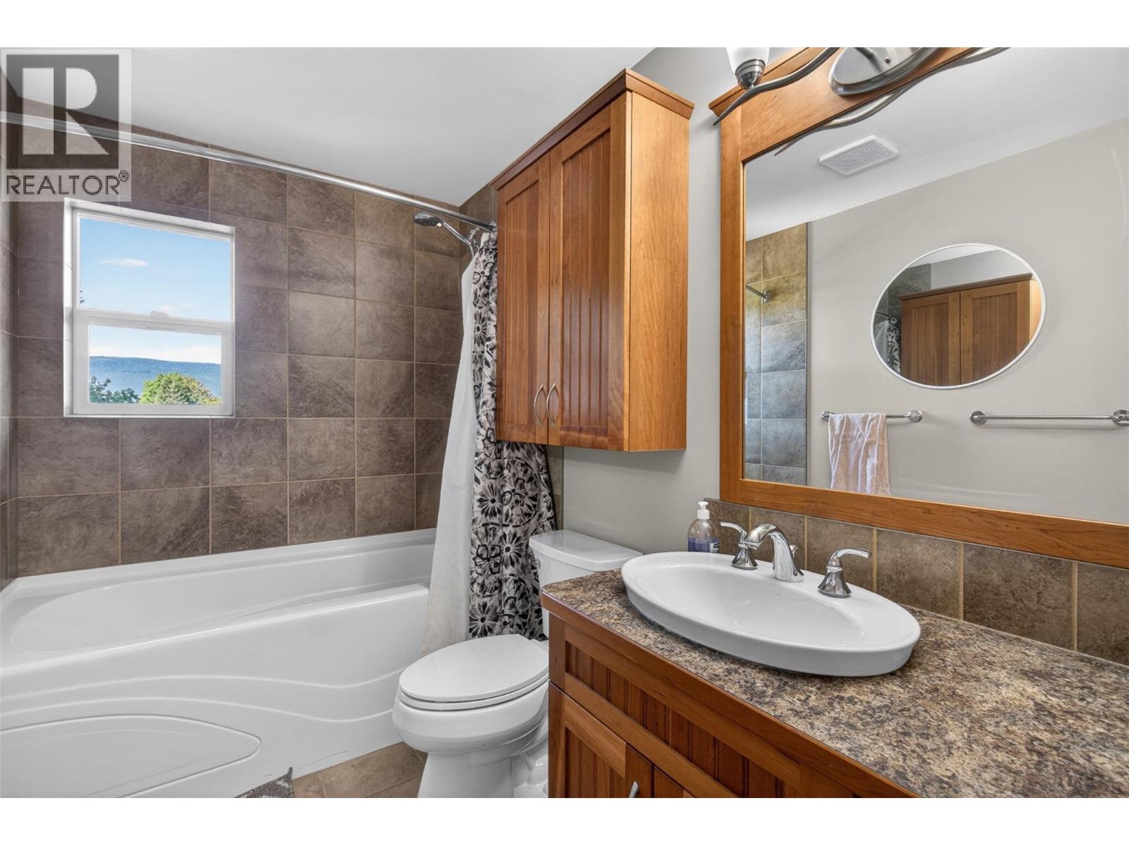 3180 28th Avenue NE - 19