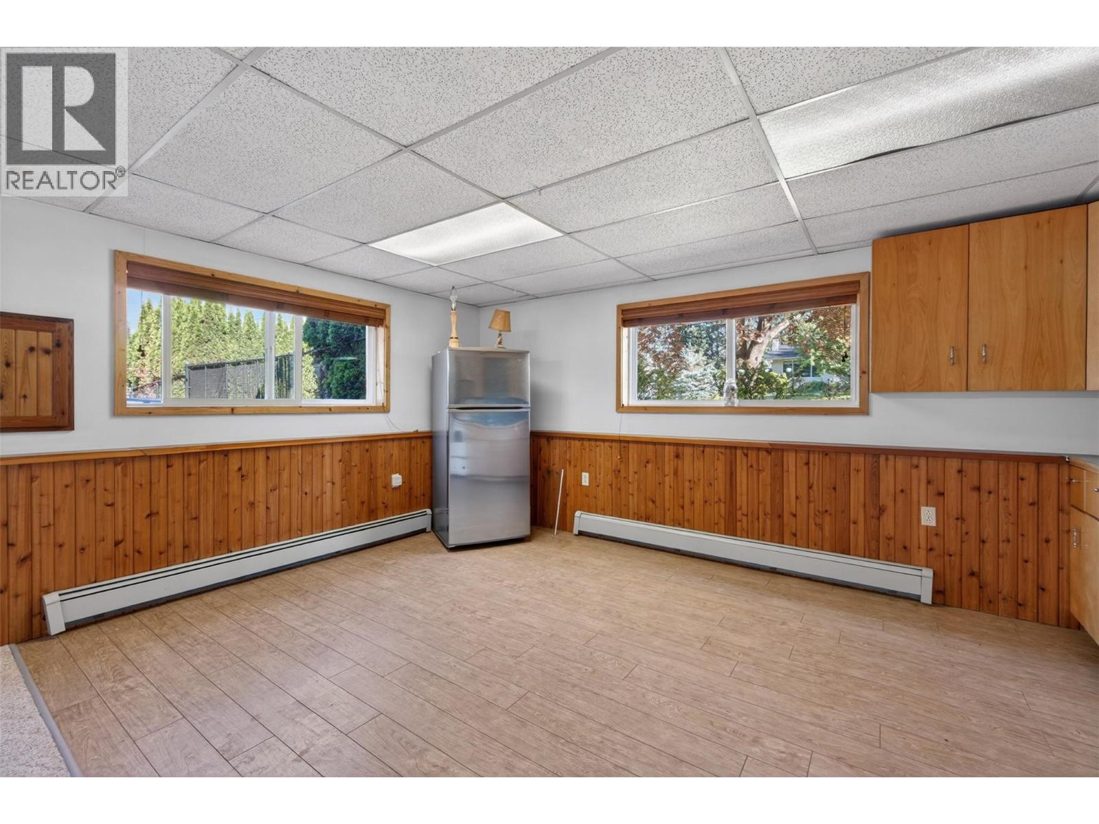 3180 28th Avenue NE - 29