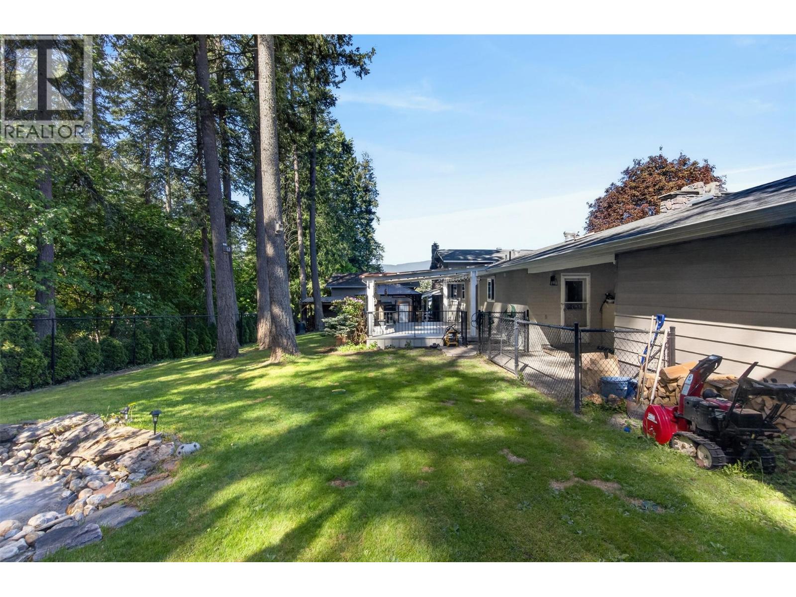 3180 28th Avenue NE - 52