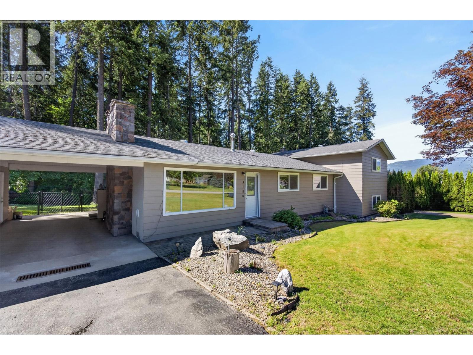3180 28th Avenue NE - 47