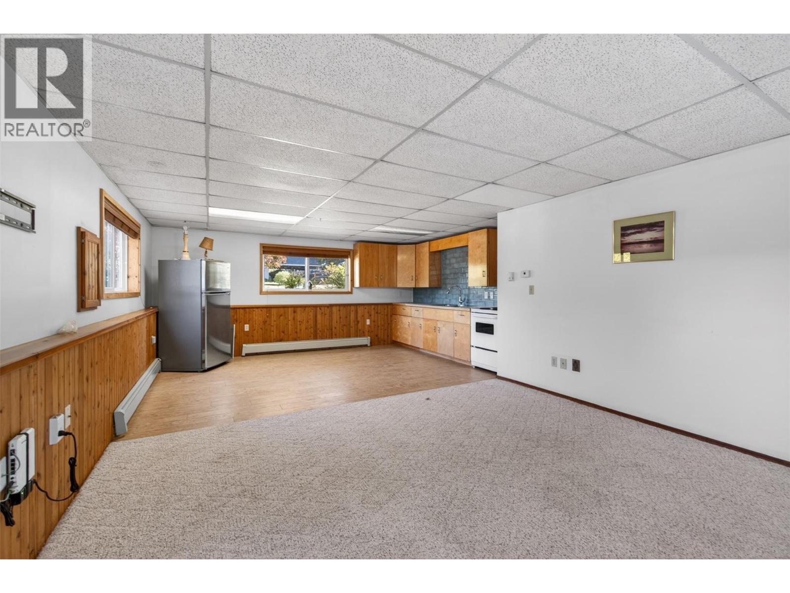 3180 28th Avenue NE - 24