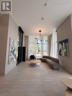 #901 30 SAMUEL WOOD WAY - 13