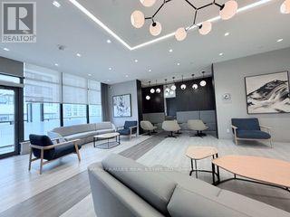 #901 30 SAMUEL WOOD WAY - 14